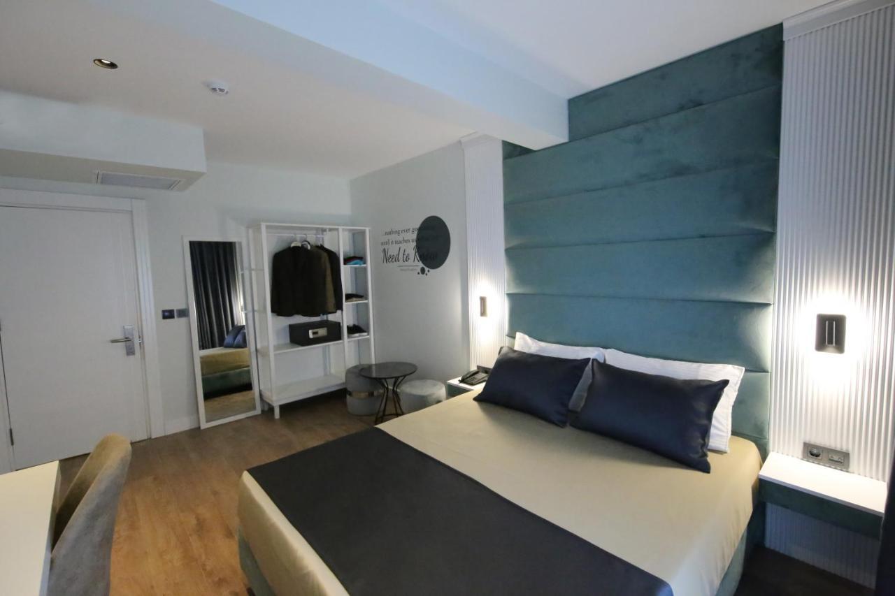 Axu Airport Hotel Arnavutkoy Eksteriør billede A room at the hotel